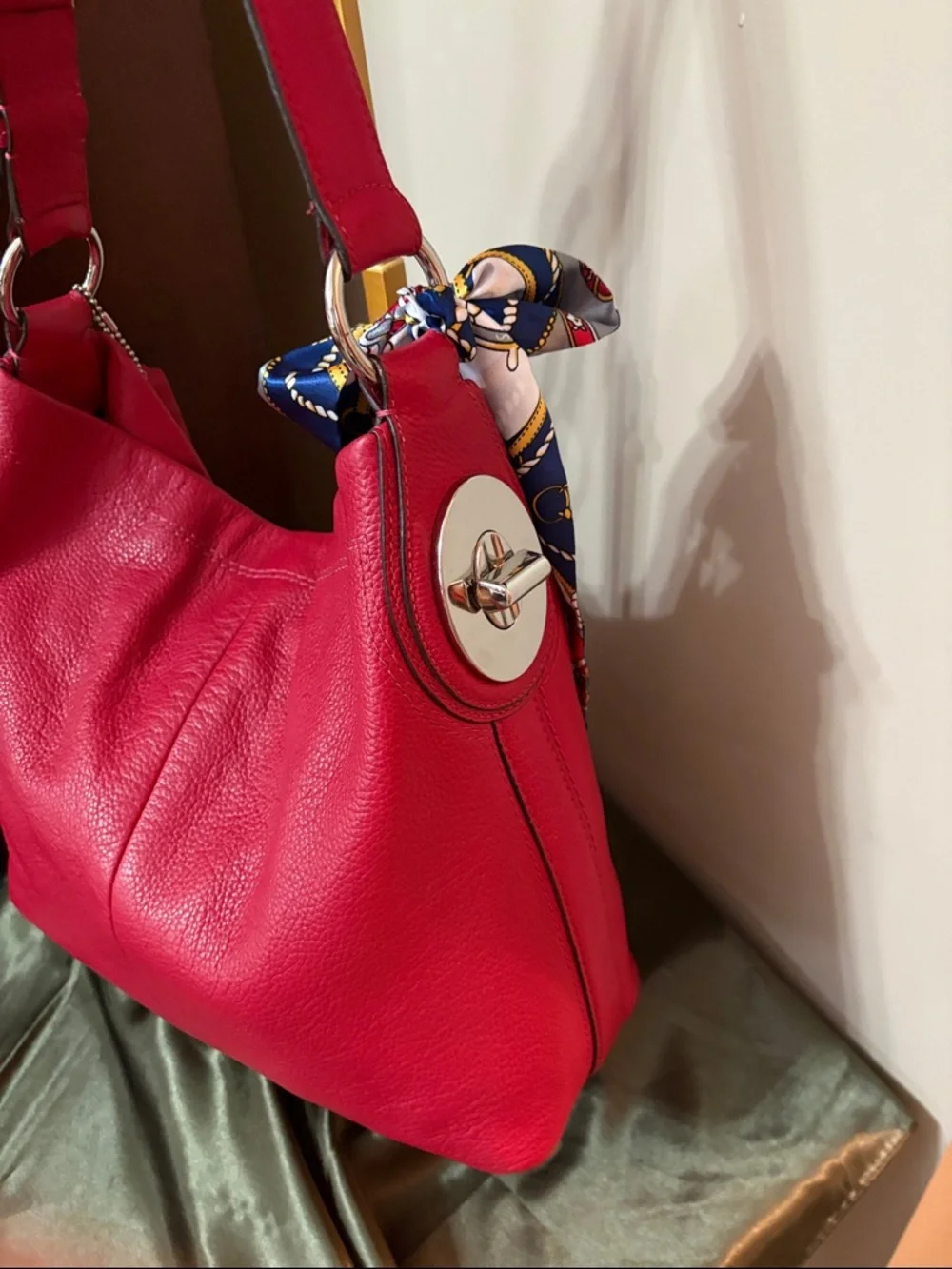 Coach Penelope Hobo Shoulder bag red pebbled leather August 2011 F16535 - Picture 6 of 15